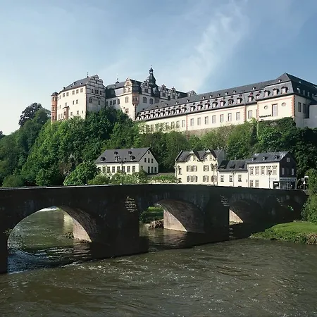 Апартаменты Unica Im Lahntal